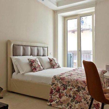 Opera N.5 By Spi Dreams Group Hotel Наполи Екстериор снимка